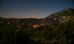 Antalya’da 3 orman yangını kontrol altında, Sapadere sürüyor