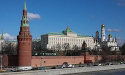 S-400’lerin üçüncü ülkeye satışı için Türkiye mesajı