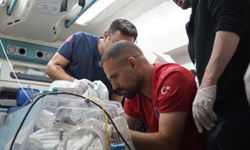 Solunum sıkıntısı yaşayan bebek ambulans uçakla sevk edildi