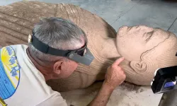 Sardes Antik Kenti’nde 2 bin 500 yıllık heykel bulundu