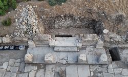Side Antik Kenti’nde Herakles Kapısı ortaya çıkarıldı