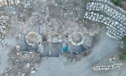 Kibyra’da Hadrianus heykeli yeniden ayağa kaldırıldı