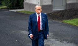 Trump: İran’da protestocular öldürülüyor