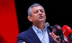 Özgür Özel, Yılmaz Büyükerşen'in kız kardeşinin cenazesine katıldı