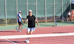 Antalya’da ücretsiz tenis kurslarına yoğun ilgi