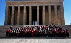 Yargıtay heyeti yeni adli yıl öncesi Anıtkabir’i ziyaret etti