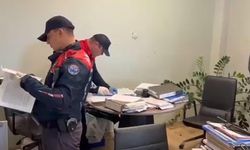 Çeşme Belediyesi'ne operasyon: 8 gözaltı