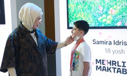 Emine Erdoğan, Özbekistan’daki reformlar sergisini gezdi