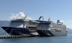 Alanya'ya 2 kruvaziyerle 2 bin 400 turist geldi