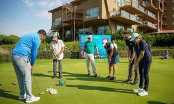 Astronotlar Belek'in tanıtımı için golf oynadı