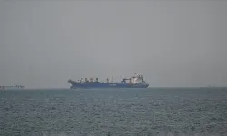 İran: Hürmüz Boğazı'nda büyük bir LPG gemisi vuruldu