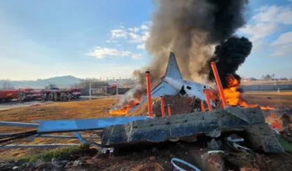 Güney Kore’de Uçak Kazası! En Az 85 Kişi Hayatını Kaybetti
