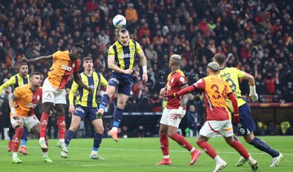 Galatasaray-Fenerbahçe Derbisi 0-0 Bitti