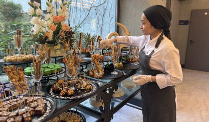 İngiliz ve Polonyalı Turistler Antalya'yı Sevdi