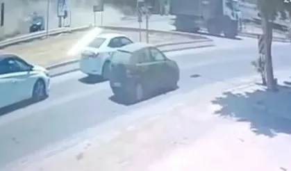 Arsuzda Takla Atan Otomobil Park Halindeki Araçlara Çarptı