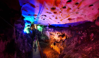Antalya’da 5 milyon yıllık doğa harikası: Yalan Dünya Mağarası