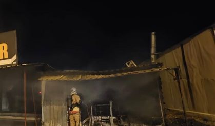 Antakya ilçesinde lokantada çıkan yangın söndürüldü