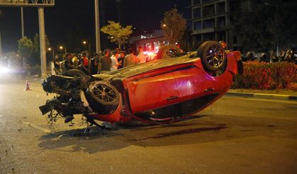 İskenderun’da otomobil yayalara çarptı: 3 ölü, 3 yaralı