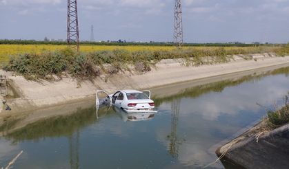 Otomobil, Sulama Kanalına Devrildi: 1 Ölü, 2 Yaralı