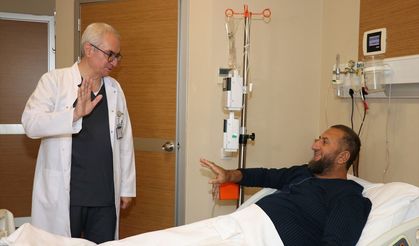 Kazakistanlı hasta Antalya’da kuzeninden böbrek nakliyle hayata döndü