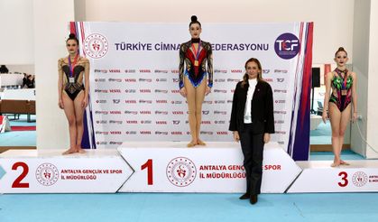 Gönül Şanda Kupası Antalya’da tamamlandı