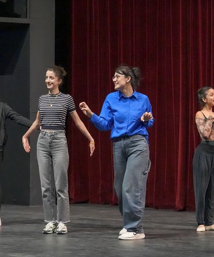 Antalya DOB, çocuk oyunu ‘Dino ormanı’nın prömiyerini yapıyor