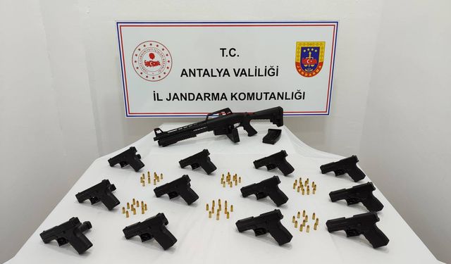 Antalya'da Ruhsatsız Silah Operasyonunda Yakalanan Şüpheli Tutuklandı