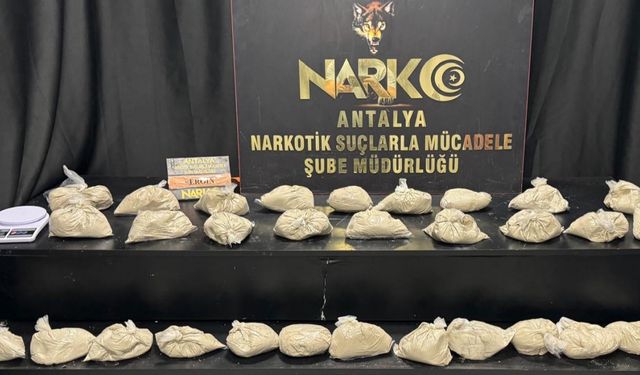Antalya'da 15 kilo Eroin Ele Geçirildi