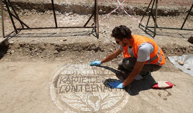 Olympos'ta Tarihe Işık Tutan Yeni Mozaikler Keşfedildi