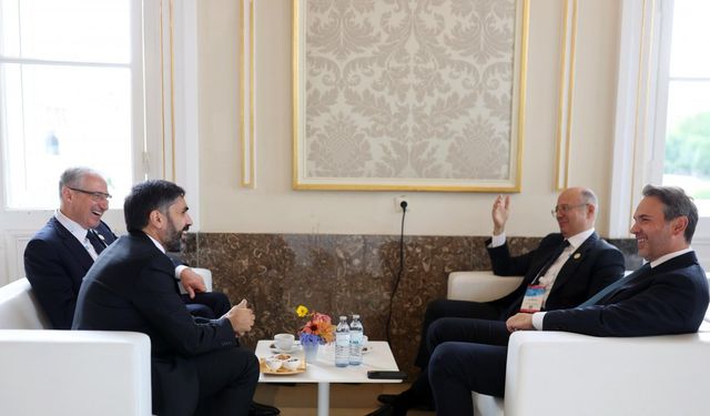 Bayraktar ve Şahbazov Viyana’da enerji iş birliğini görüştü