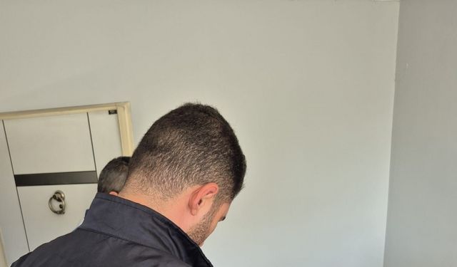 Mersin’de Kaçak Telefon Operasyonu 2 Tutuklu
