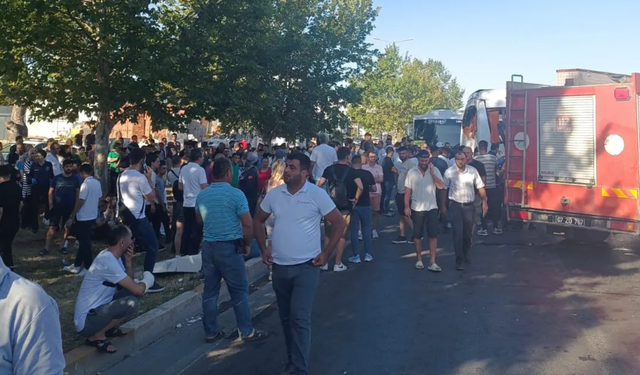 Antalya’da Zincirleme Kazada 26 Kişi Yaralandı