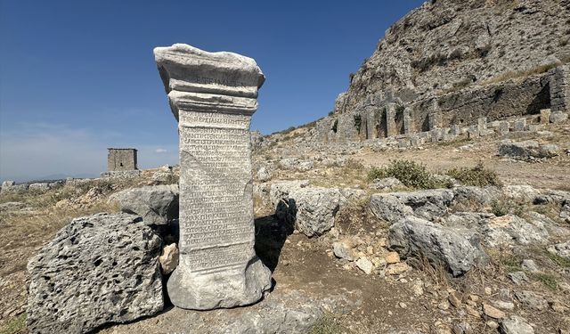 Sillyon Antik Kenti’nde Menodora’nın mezarı bulundu