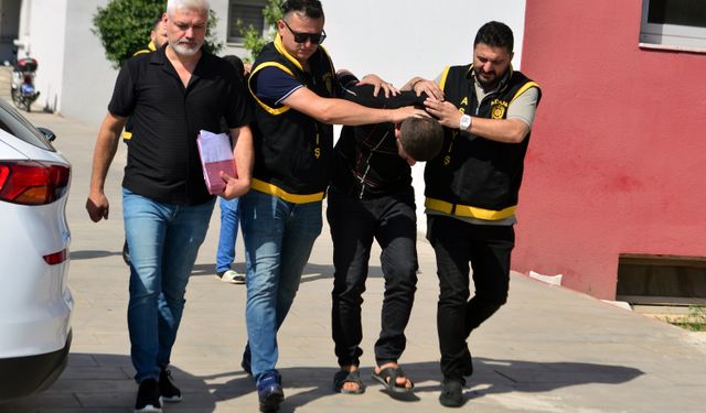 Motosikletli Kapkaççılar, Markete Giden Kadının Cep Telefonunu Alıp Kaçtı