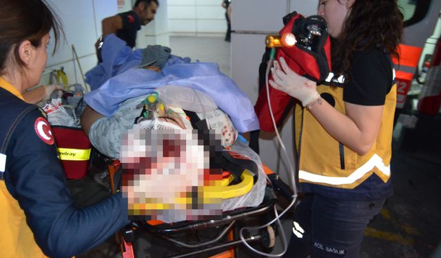 Aksaray’da ailesine ve komşusuna ateş eden genç öldü