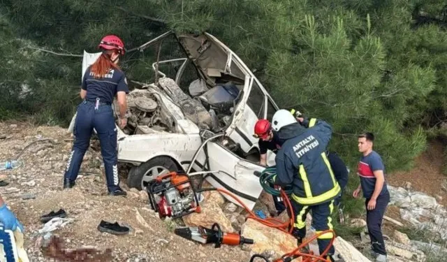Antalya Serik’te kamyonet uçuruma yuvarlandı: 1 ölü