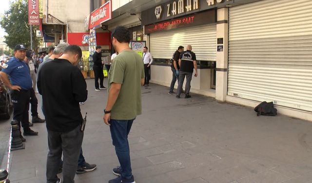 Bağcılar’da kuyumcuya güpegündüz hırsızlık girişimi