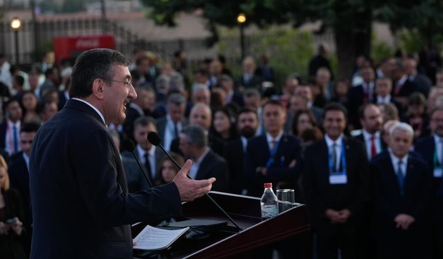 Cevdet Yılmaz: Yıl sonunda enflasyonun yüzde 30’un altına düşmesini bekliyoruz