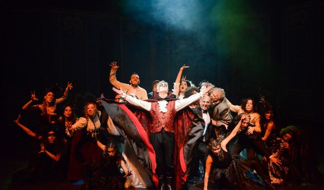 Devlet Tiyatroları, Girne Fest 25’te 3 oyunla sahnede