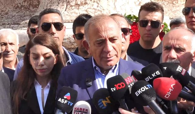 Gürsel Tekin: Resmî binamız Sarıyer, doğru yerdeyiz