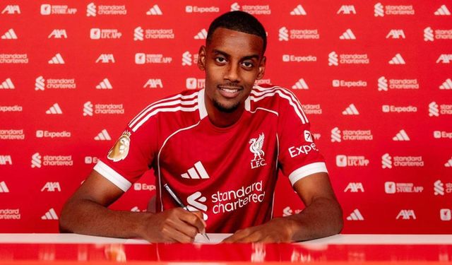 Liverpool Alexander Isak’ı rekorla transfer etti