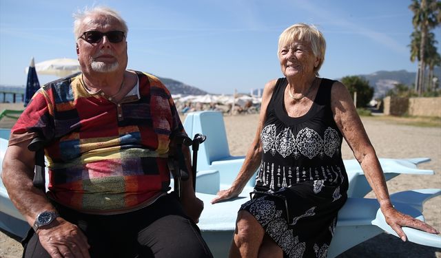 Alanya’ya 101 kez gelen Alman çiftin Türkiye sevgisi