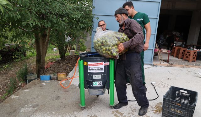 Antalya’da ceviz hasadı için makine desteği sağlandı