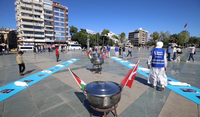 Antalya’da “Gazze’ye Açılan Kapı” farkındalık etkinliği