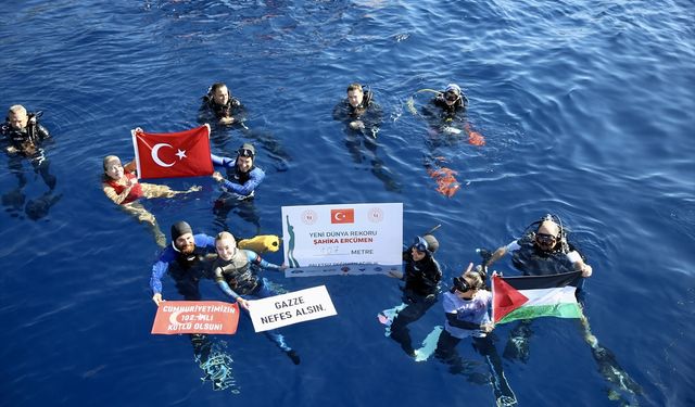 Şahika Ercümen Kaş’ta dünya rekorunu kırdı