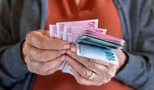 Emeklilere promosyon güncellendi: Hangi banka ne kadar veriyor?