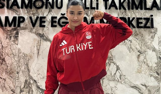 Antalyalı boksör Berfin Kabak’tan gümüş madalya başarısı