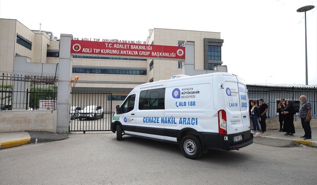 Kepez’de skuter kullanan kişi bıçaklanarak hayatını kaybetti