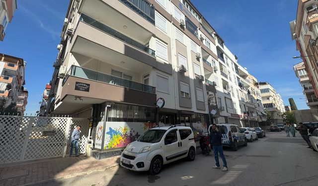 Muratpaşa’da 78 yaşındaki adam evinde ölü bulundu