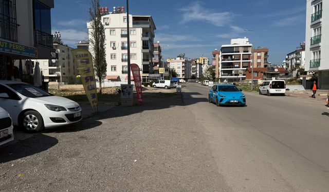Antalya’da kaçan 5 şüpheli polis ekiplerinin üzerine araç sürdü